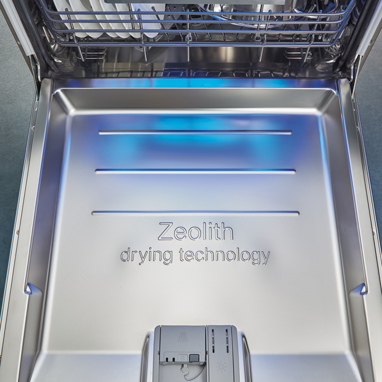 Zeolith Trocknen – Für glänzende Spülergebnisse bei Elektro Schraut GmbH in Essleben