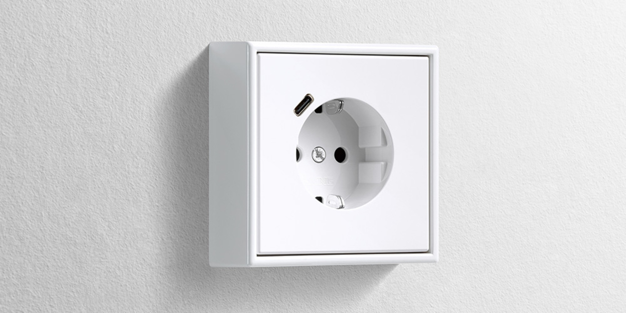 Erweiterter Anschlussraum für die Nachrüstung bei Elektro Schraut GmbH in Essleben